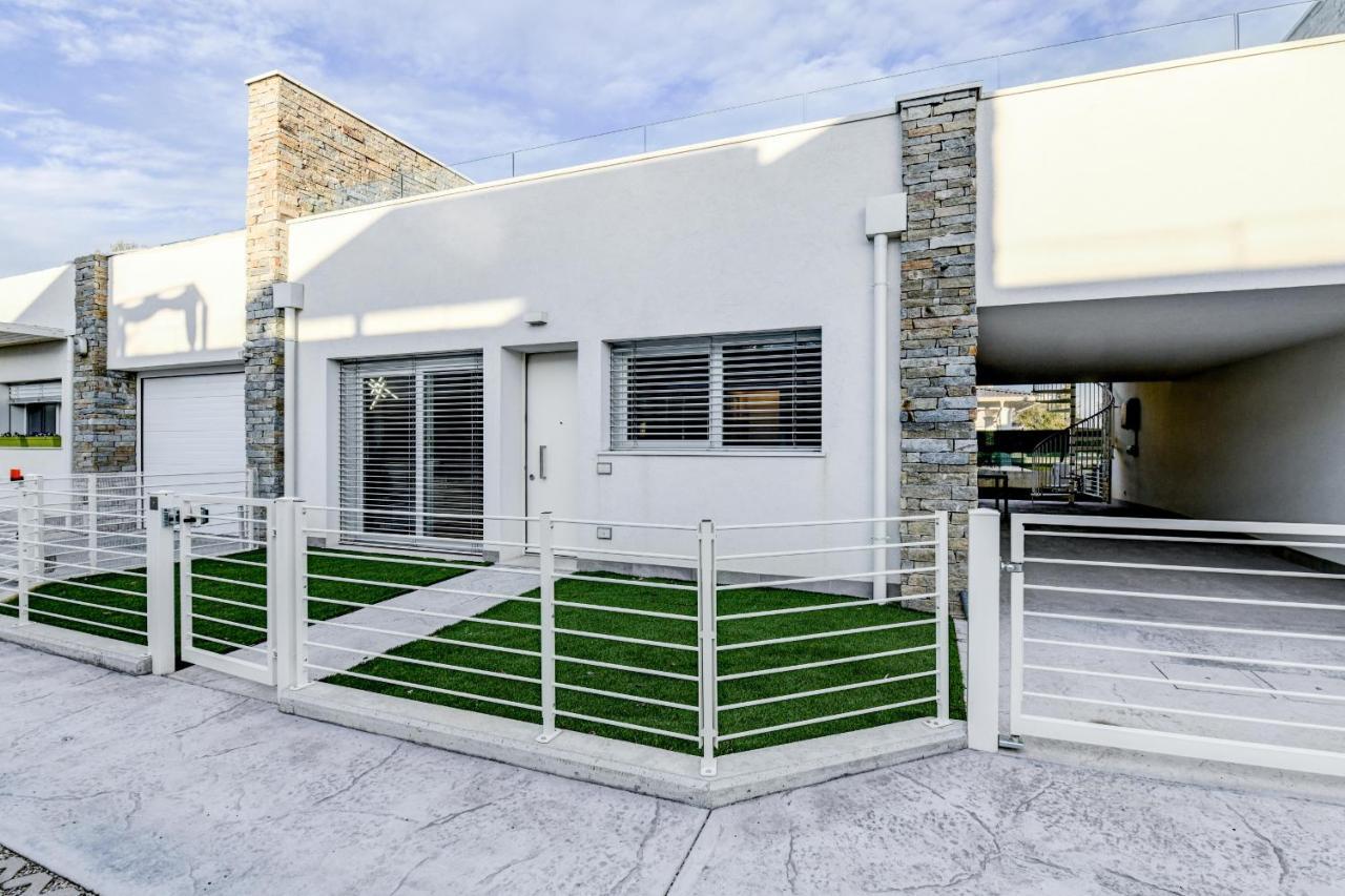 Villette Dolci Luxury Homes Peschiera del Garda Bagian luar foto